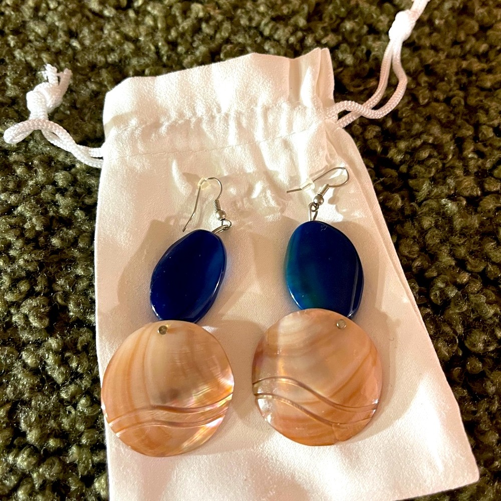 Chunky shell Dangle Earrings‎